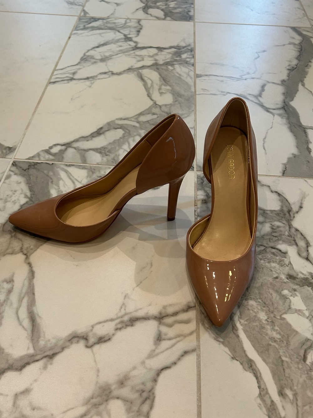 Women's Patent Pointed-Toe Pumps in Pink Nude Brown